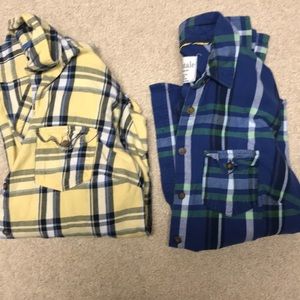 Aeropostale plaid button ups